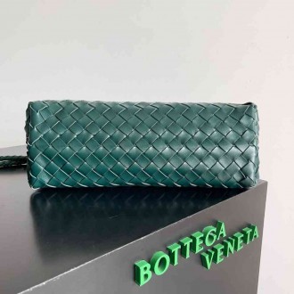 Bottega Veneta Andiamo Small East West Bag in Green Intrecciato Lambskin