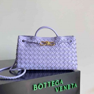 Bottega Veneta Andiamo Small East West Bag in Lilas Intrecciato Lambskin