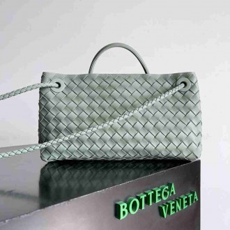 Bottega Veneta Andiamo Small East West Bag in Sauge Intrecciato Lambskin