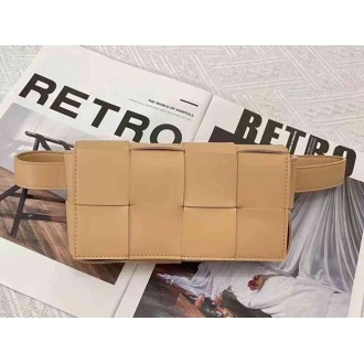 Bottega Veneta Cassette Belt Bag In Beige Intrecciato Leather