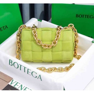 Bottega Veneta Chain Cassette Bag In Kiwi Suede