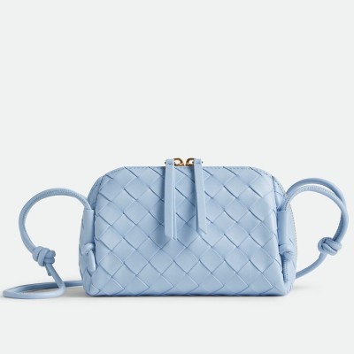 Bottega Veneta Concert Pouch in Lunar Intrecciato Lambskin