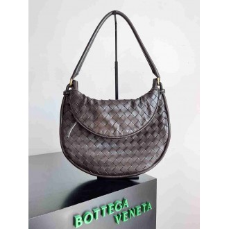 Bottega Veneta Gemelli Medium Bag in Fondant Intrecciato Lambskin