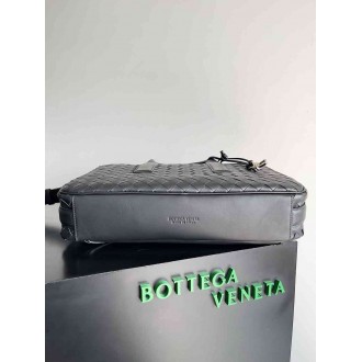 Bottega Veneta Getaway Briefcase in Black Intrecciato Calfskin