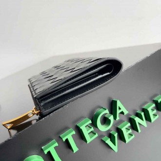 Bottega Veneta Medium Bi-Fold Wallet in Black Intrecciato Lambskin