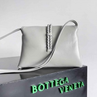 Bottega Veneta Medium Liberta Bag in Grey Calfskin