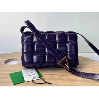 Bottega Veneta Padded Cassette Bag In Raisin Deerskin