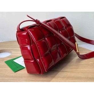 Bottega Veneta Padded Cassette Bag In Red Deerskin