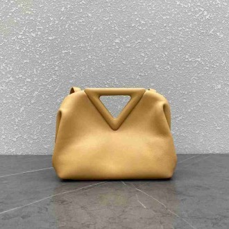 Bottega Veneta Small Point Top Handle Bag In Beige Leather