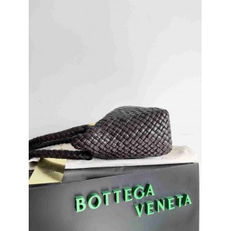 Bottega Veneta Tosca Bag in Fondant Intrecciato Calfskin