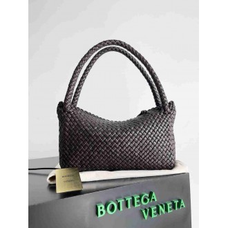 Bottega Veneta Tosca Bag in Fondant Intrecciato Calfskin