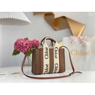 Chloe Small Woody Tote Bag In Brown Felt