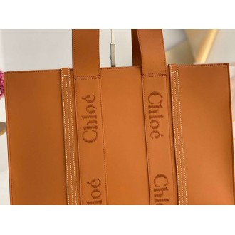 Chloe Woody Large Tote Bag In Brown Calfskin