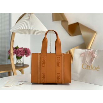 Chloe Woody Medium Tote Bag In Brown Calfskin