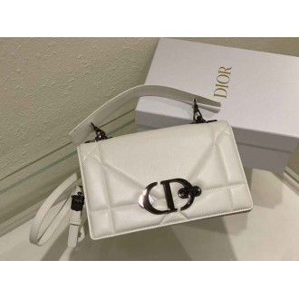 Dior 30 Montaigne Chain Bag With Handle In White Lambskin