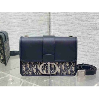 Dior 30 Montaigne Medium Bag in Oblique and Calfskin