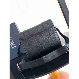 Dior Hit the Road Flap Messenger Bag in Black Gravity Leather