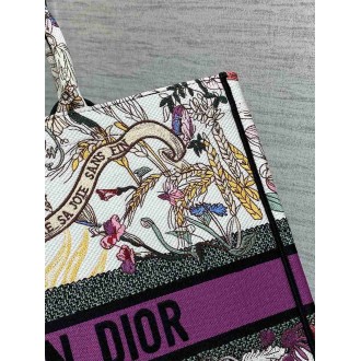 Dior Large Book Tote Bag in Dior 4 Saisons ete Soleil Embroidery