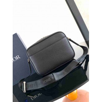 Dior Rider 2.0 Zipped Messenger Bag in Black Oblique with Black Leather