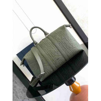 Dior Weekender 40 Bag in Khaki Dior Gravity Leather