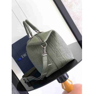 Dior Weekender 40 Bag in Khaki Dior Gravity Leather