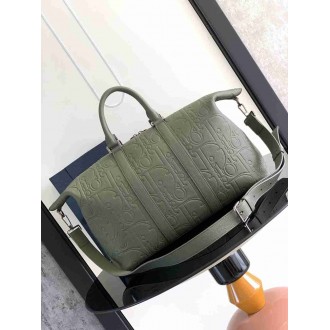 Dior Weekender 40 Bag in Khaki Dior Gravity Leather