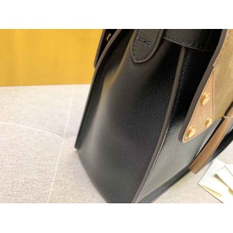 Fendi Large Flip Tote Bag In Black Calfskin