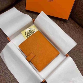 Hermes Bearn Compact Wallet In Orange Epsom Leather
