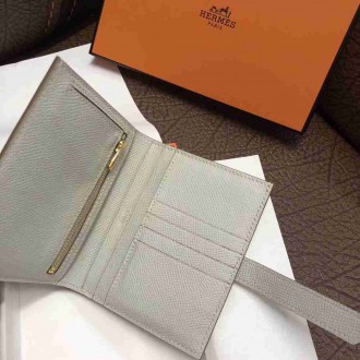 Hermes Bearn Compact Wallet In Pearl Grey Epsom Leather