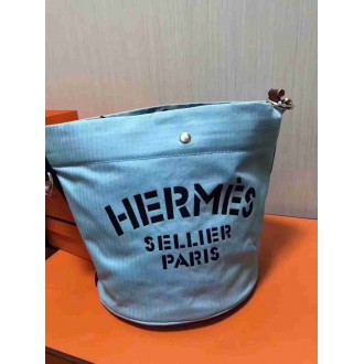 Hermes Grooming Bucket Bag In Blue Canvas