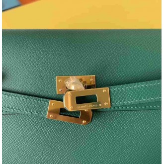 Hermes Kelly Classique To Go Wallet In Malachite Epsom Calfskin