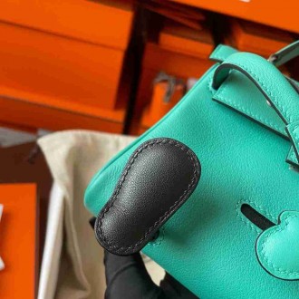 Hermes Kelly Doll Quelle Idole Bag in Vert Verone Swift Calfskin