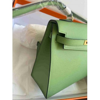 Hermes Kelly En Desordre 20 Handmade Bag in Vert Criquet Epsom Calfskin