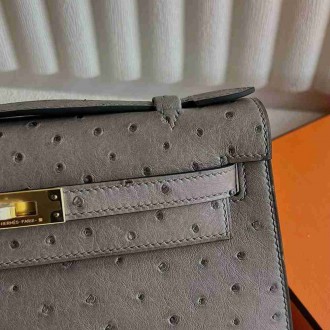 Hermes Kelly Pochette Handmade Bag in Gris Tourterelle Ostrich Leather