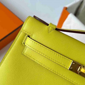 Hermes Kelly Pochette Handmade Bag In Lime Swift Calfskin