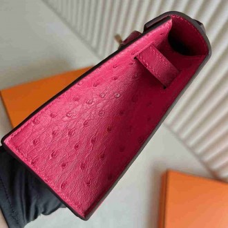 Hermes Kelly Pochette Handmade Bag in Rose Tyrien Ostrich Leather