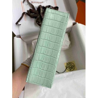 Hermes Kelly Pochette Handmade Bag In Vert D'eau Matte Alligator Leather