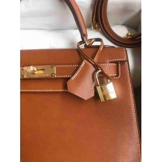 Hermes Kelly Sellier 28 Handmade Bag In Gold Barenia Calfskin