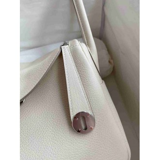 Hermes Lindy 26 Handmade Bag In Craie Clemence Leather