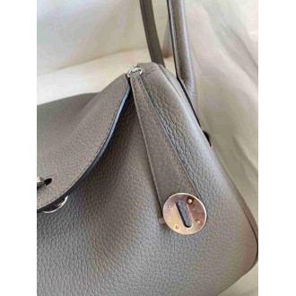 Hermes Lindy 26 Handmade Bag In Etain Clemence Leather