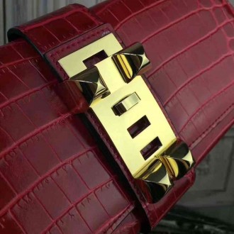 Hermes Medor Clutch Bag In Red Crocodile Leather