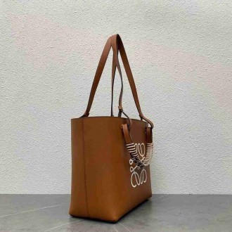 Loewe Anagram Small Tote In Tan Classic Calfskin