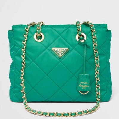 Prada Re-Edition 1995 Tote Bag in Green Re-Nylon