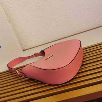 Prada Shoulder Bag in Pink Leather