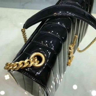 Saint Laurent Large Vicky Bag In Black Patent Leather
