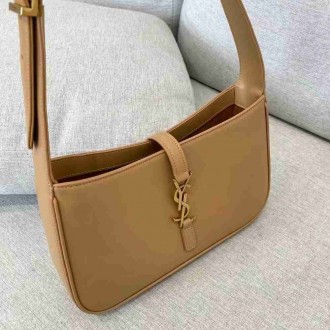 Saint Laurent Le 5 a 7 Hobo Bag In Brown Leather