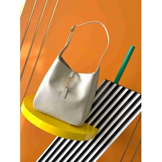 Saint Laurent Le 5 a 7 Supple Small Hobo Bag in White Leather