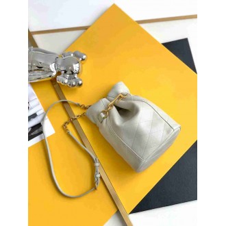Saint Laurent Le Maillon Hook Bucket Bag In White Lambskin