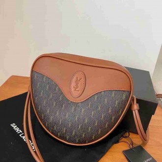 Saint Laurent Le Monogramme C?ur Bag In Canvas