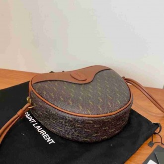 Saint Laurent Le Monogramme C?ur Bag In Canvas